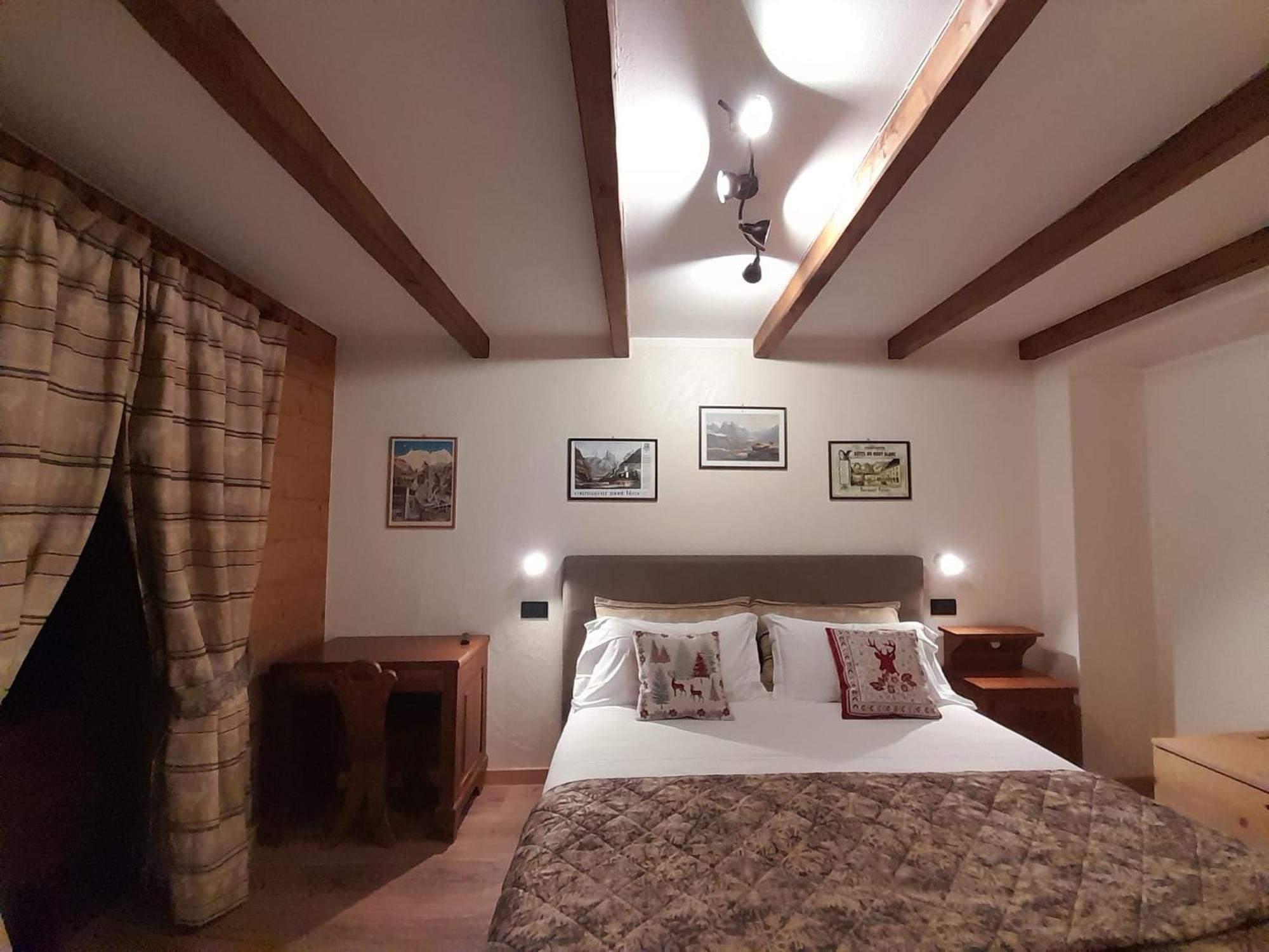 Hotel Astoria كورمايور المظهر الخارجي الصورة